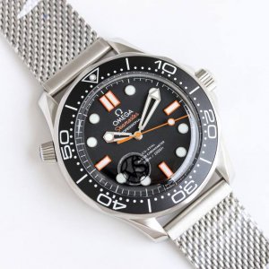 Sj出品 白壳 金 黑壳 绿面 DDD 全新力作匠心传承 Omega 欧米茄 Om1 海马系列 007-Seamaster Diver 300M 独家定制版本！