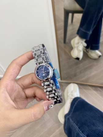 浪琴心月系列腕表 请认准细节 顶级女士腕表，表壳尺寸28Mm 厚度7Mm！采用顶级石英机芯 超强蓝石宝镜面玻璃 走时精准 - 点击图像关闭