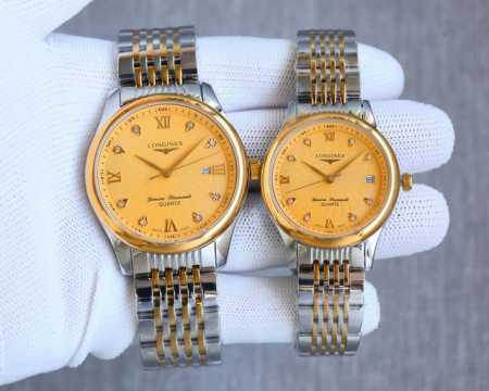 白 金 品牌：浪琴Longines精致情侣腕表，简约三针搭配3字位单日历设计Xt2 316精钢表壳，原装西铁城8215新机芯 走时精准 尺寸：男40Mm女30M - 点击图像关闭