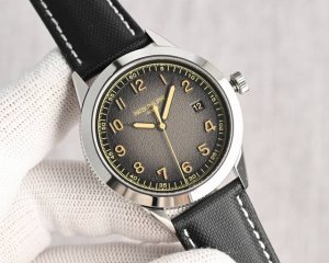 Tw Factory 百达翡丽Calatrava系列Ref.5226G-001腕表Kv6 表径40Mm 316精钢表壳 侧缘雕饰巴黎钉纹 灰色表盘流露复古韵味边