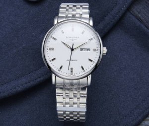 白钢 . 金20. 本品均已严格经过防水压力测试，防水可达120米 浪 琴 博雅男士系列 腕表尺寸39.5X11Mm。纤薄的圆弧型壳套 防水可达120米 ，壳侧