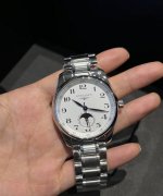 浪琴名匠爆款 四针月相 DDD 浪琴名匠四针月相是浪琴目前最畅销的表款之一，休闲商务都可以搭配，简约但不简单，表盘有41 43Mm两个尺寸可以选择，后期钢带和皮