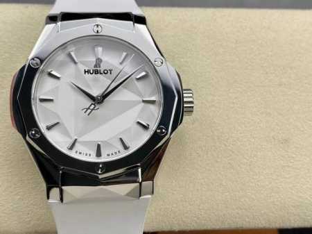 Hb工厂P到货！ 恒宝宇舶第二代经典融合的腕表以标志性的十二边形表圈和棱角分明的表壳和表盘，同样折射出迷人的光芒 机芯:采用海鸥2892三级打磨复制原装Hb11 - 点击图像关闭