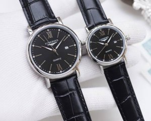 白壳 金壳 钢带20 品牌：浪琴-Longines 类型：情侣腕表 壳套：顶级版316精钢l 表带：进口小牛皮表带 316L精钢表带 机芯：进口石英机芯 镜面：