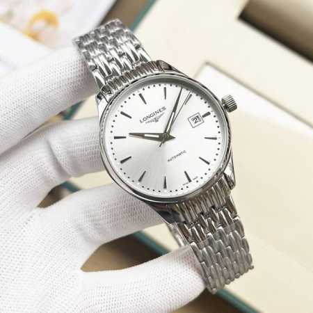 银色 、金 钢带+20 浪琴-Longines 精品男士腕表经典大三针设计。绅士风范，卓越品质，热卖全城。采用进口西铁城机芯，顶级316精钢表壳，矿物质超强镜面 - 点击图像关闭