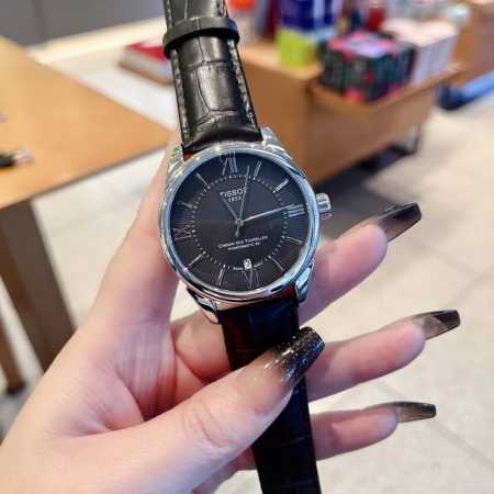 天梭－Tissot全自动机械表，经典之作品质之选，真空电镀，超强矿物质玻璃，直径：40Mm，厚度：12Mm，休闲商务均可搭配 - 点击图像关闭