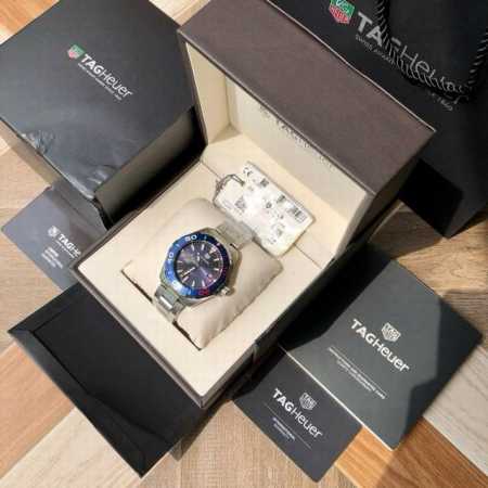 新款硬货，Original Tagheuer,泰格豪雅竞潜系列 男表。 ~43Mm表径，蓝宝石镜面，超强夜光指针，原装Swiss Ronda石英机芯，支持拆机验 - 点击图像关闭