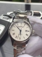 品牌：铂天使-Plangle优雅女士腕表，简约三针搭配3字位单日历设计，316精钢表壳，高级瑞士石英机芯，尺寸：30Mm厚10Mm，顶级316精钢钢带，装配原装