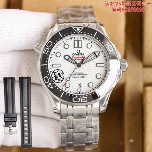 白壳 金 一体机加50 最新 最靓 最a 欧米茄海马300五码合一搭配vs独特包装白胶盒 墙裂推荐 最高性价比 机芯搭载8800黑摆轮一体机 媲美原装 大厂品质