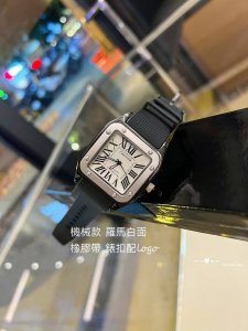 机械新款上市 Cartier卡地亚 Cartier 山度士系列罗马刻度机械男女腕表 39.8Mm胶带黑白盘罗马w007酷酷的一款腕錶 不空手 必備款