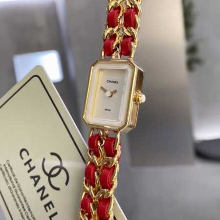 金白同价 香奈儿chanel Premiere系列腕表 1987年灵感源自巴黎芳登广场的轮廓 中古方糖 表径26.1X20毫米 表壳材质精钢 漆面表盘 矿物质水 - 点击图像关闭