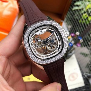 品牌 百达翡丽- 尊贵高端男表 奢华大气类型 精品顶级男士腕表 顶级机械机芯 稳定 顶级316精钢 耐用 矿物质超强镜面玻璃 高清 耐磨 立体感强 独特设计 真