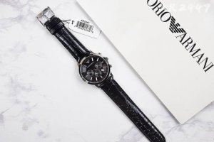 原单阿玛尼armani 型号：Ar2447 表壳：316L精钢 表镜：矿物质玻璃 表带：进口牛皮 尺寸：43Mm*10Mm 男士商务休闲腕表 进口机芯让其拥有计