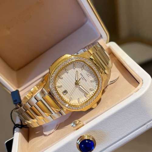 百达斐丽-鹦鹉螺7118系列-钻圈简直太美了，万能搭配各种首饰，高级又时髦，看到实物就知道它的美石英尺寸35Mm 黄金