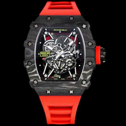 Richard Mille 理查米尔 Rm 2 碳纤维系列 我们每一只壳全部是手工制作纹路 每一只壳纹路全部不同 特点 1:此复刻版表壳和底盖釆用高密度进口nt