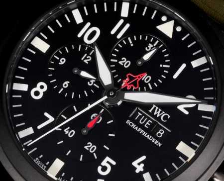 匠心合一 Tws新品 Iwc新款喷火机战计时腕表震撼来袭！驰骋高空 分秒必“真” 必属精品！ 精细彩节 1.沿袭万国表传的统技艺，采用层双浅蓝色防眩晕镀膜。 2 - 点击图像关闭