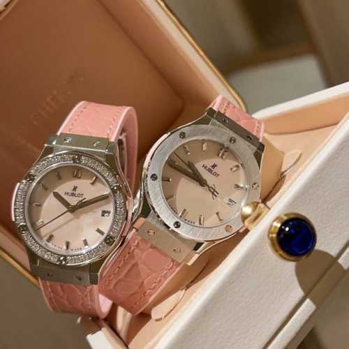白光 ，单排钻钻 原版开模 最高版本复刻 宇舶Hublot 恒宝 经典融合系列 女款高端腕表！最新推出宇舶女款33Mm腕表，在高端复刻品质一如继往, 整体结构与