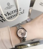 甜妹浓度+2 粉色满满的少女心光泽感显白几个度，我要做夏日甜心宝贝#手表女推荐 #小众手表 #女士手表 #满满少女感 #少女感十足 #西太后手表 #西太后 #I