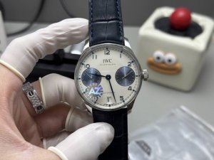Az 万国葡七熊猫 实物拍摄