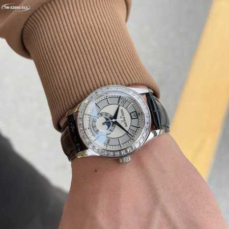 1950Tw 百达翡丽复杂多功能系列5205G-013重磅登场，迄今推出的首款Nautilus复杂腕表，以超复杂的工艺技术打造休闲运动腕表。 1小身板大能量：尽 - 点击图像关闭