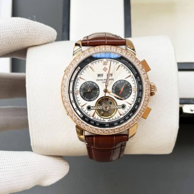 百达翡丽-patek philippe精品男士腕表 尊贵大气 绅士风范 高端矿物质防刮镜面玻璃 耐磨316L精钢表壳 耐磨进口小牛皮表带 全自动进口机械机芯尺寸