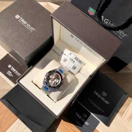 新款高颜值已上线！ 。Original Tagheuer 泰格豪雅F1系列，方程式印第安纳 0特别纪念版！石英男士腕表 原单货！表面立体裁制，六针计时带日历！瑞 - 点击图像关闭