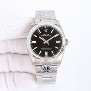 2824机芯: 气球 Ar 劳力士彩色蚝式恒动型 我们始终秉承高品质 超高性价比 造福广大表友 36Mm 41Mm都有任君选择 采用2824机芯走时稳定 字面颜