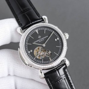 金银同价 品牌：江诗丹顿传承系列30020 000P-7596腕表 主要参数 品牌：江诗丹顿系列传承系列机芯：进口全自动瑞士机械 机芯详情 机芯型号Cal.17