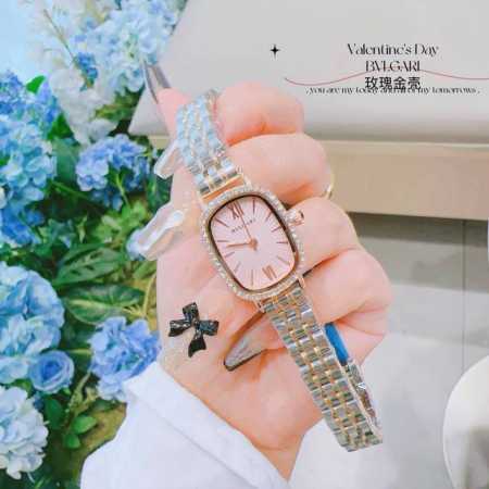 宝格丽Mini款 ！Bvlgari 宝格丽 Bvlgari系列 经典又不失时尚气息女表，进口石英，合金材质 细节做工非常不错，小号尺寸：表盘直径21X 27Mm - 点击图像关闭