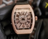 同价 法兰克 穆勒 Franck Muller V45 Sc Dt系列54*42*15Mm 全自动机械机芯 蓝光镀膜玻璃 牛皮表带底部橡胶 折叠扣 糅合运动设计