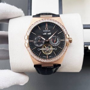 白 金 欧米茄-Omega火爆新品 搭载全自动机械机芯 316精钢表壳 简约时尚 优雅尊贵 矿物质强化玻璃镜面 真牛皮表带 商务休闲 精致型男首选 直径40Mm