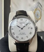 天梭 力洛克系列男士机械表，39.3毫米表径，单表无附件，新换牛逼表带，走时精准稳定。 原价6440