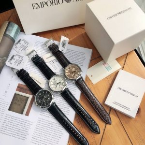 支持香港、美国直邮 正品！配联保卡，全国联保！ Armani 阿玛尼经典休闲商务款，男士皮带手表，型号Ar2447 、2432、2433黑色表盘，三眼设计，小牛