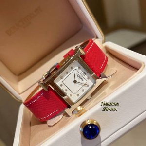金 钻圈502025 新款搪瓷字面 酷麻了 Heure H腕表 中号26X26 小号21X21毫米，镶嵌112颗钻石，防眩宝石水晶镜面，白色表盘，瑞士石英机芯，