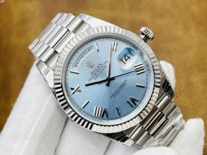 Vr Factory 墙裂推荐 致敬经典 市场顶级复刻版本 劳力士Rolex日志型星期腕表系列40Mm 塑造经典腕表典范 细节方面 1搭载2836机芯机械 非市