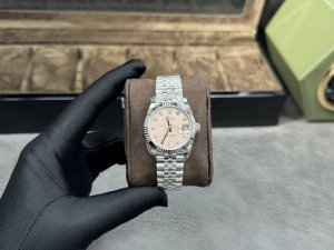 Ar Factory2025全新力作 劳力士Rolex女装日志型31Mm腕表，诚意推荐！ 作为市场最新版本，这款腕表以极致工艺还原经典，专为品位女神打造：