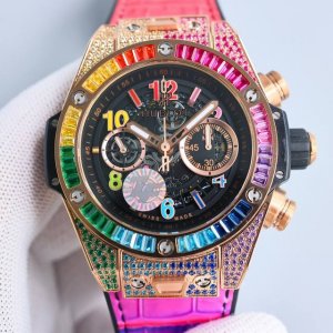 光圈：白壳 玫壳 圈口带钻： 玫白同价 满钻： 玫白同价 Zf 最新款新面出货 宇舶 恒宝 Hublot 英勇无畏，拳拳出击，简称“Hub”“恒宝”，Bigba