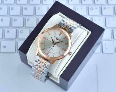 金+20钢带+20 。浪琴-Longines精品情侣对表携手而来，简约精致，品质精湛，热卖全城。采用进口石英机芯，顶级316精钢表壳，进口小牛皮表带，矿物质超强 - 点击图像关闭