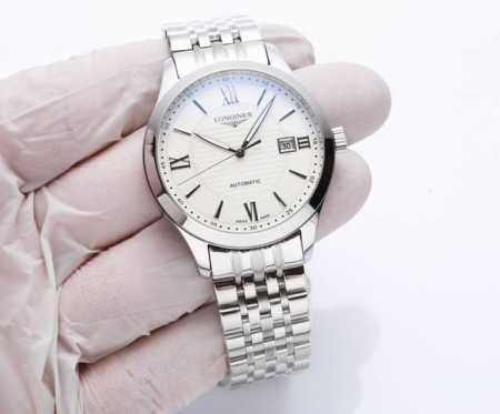白钢 . 金20. 浪琴longines 精品男士腕表，经典大三针设计，尊贵大气，绅士风范，卓越品质，热卖全城。采用进口西铁城机械机芯，顶级316精钢表壳，进口 - 点击图像关闭