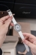 皮 Chopardl'heuredudiamant#系列腕表，采用品牌标志性“皇冠爪镶”工艺，以精湛技艺与风格为女性之美谱写出一曲奢美的颂歌，一如作品上镶嵌的耀