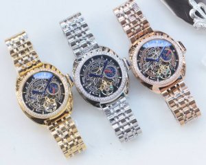 金白同价，皮 ，钢 品牌：卡地亚-Cartier 类型：男士腕表 壳套：顶级版316精钢L 表带：进口小牛皮 316精钢表带 机芯：全自动进口机械机芯 镜面：矿