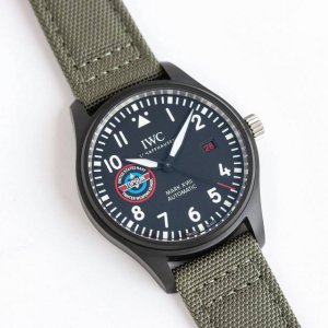 Sj出品 9015 2892 Aof 新作归来 Iwc 万国 飞行员系列or9 利用最新的精密ai电喷技术， 终于试验出少量的零色差的万国黑 ___ 全场唯一去