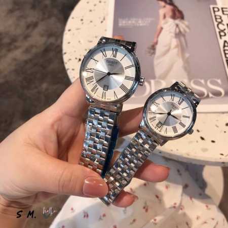 情人节送礼首选对表85，认准实拍细节。 天梭tissot 全新卡森臻我系列情侣对表，刘亦菲黄晓明倾情代言。臻我 寓意每时每刻做真实的自己。每一种身份，皆是兴之所 - 点击图像关闭