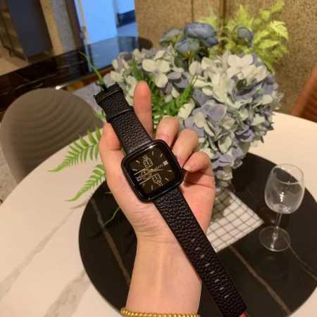古驰Gucci 欧尚潮牌方形六针时尚手表时尚大气百搭，简约的风格向来都是不简单，只会让你搭配无忧，更让你光彩倍增， 适合多种类型的人群，表玻璃采用矿物质加硬玻璃 - 点击图像关闭