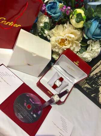 白壳 金壳 钻50 实拍 Cartier 卡地亚桑托斯系列，市场高版本，更专注重细节。请认准独家实拍细节，尺寸:男44X35，女38X30，蓝宝石水晶玻璃，瑞士 - 点击图像关闭
