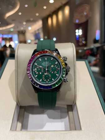 劳力士Rolex 迪通拿系列 316L精钢表壳 尺寸43Mm 矿物质镀膜玻璃耐磨 超强夜光 日本多功能计时石英机芯 进口橡胶表带 原装扣 爱不释手的劳力士迪通拿 - 点击图像关闭