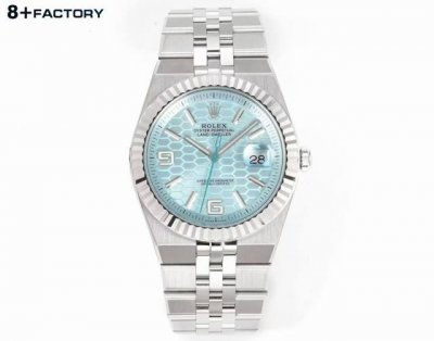 10Factory 陆使型配重版 重量：对版重量164克 尺寸：40Mm9.7Mm 表壳：对版9.4Mm表耳间距及三角坑纹表圈一体式表壳 表链：对版25Mm17