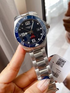 同价浪琴康卡斯潜水系列陶瓷圈新款，8205机 41Mm，316全钢壳套，蓝宝石玻璃，搭配进口西铁城机芯，走时精准零反修。
