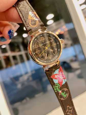 Iv 路易威登老花手表真香年龄越大越喜欢经典款 适合刚上班的职场小白,低调内涵 - 点击图像关闭