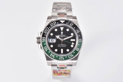 劳力士格林尼治 Gmt-Master Ii 是劳力士最热卖的表款之一 搭配陶瓷圈口铂金字体 进口9015一体机机械机芯质量稳定可靠 直径40Mm 原装开发